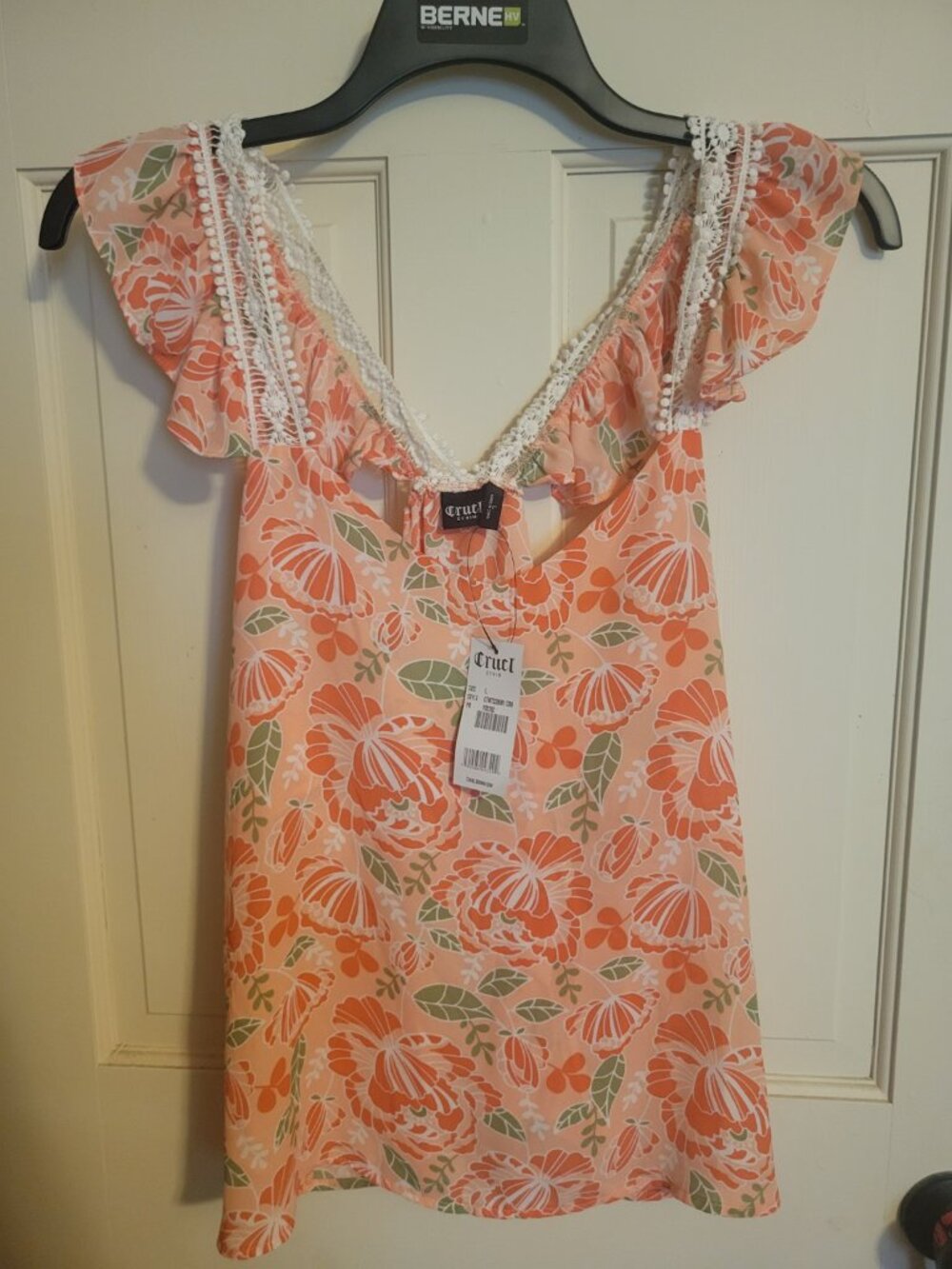 Cruel Denim NWT Floral Flutter Sleeve Coral Crochet Western Top Large - Picture 1 of 6